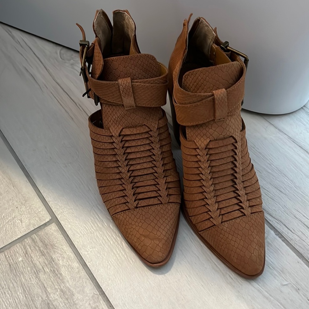 Worn once.